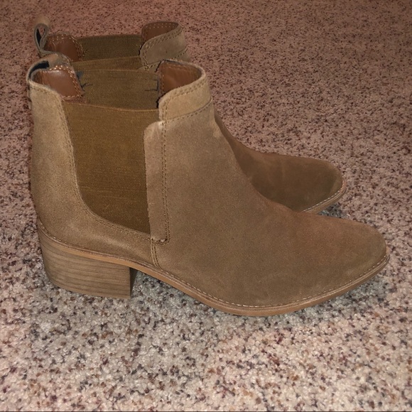 Crevo Shoes - CREVO Chelsea Leather Ankle Boot size 8